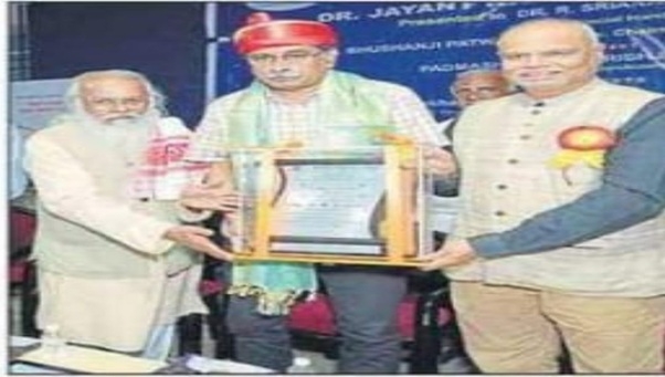 JayntNaralikarWwrd-1